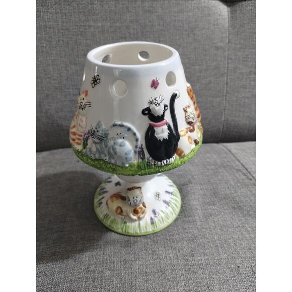 Kitten Kitty Cats Tea Light Candle Stand Ceramic Hand Painted Bees Butterfly - Picture 1 of 9